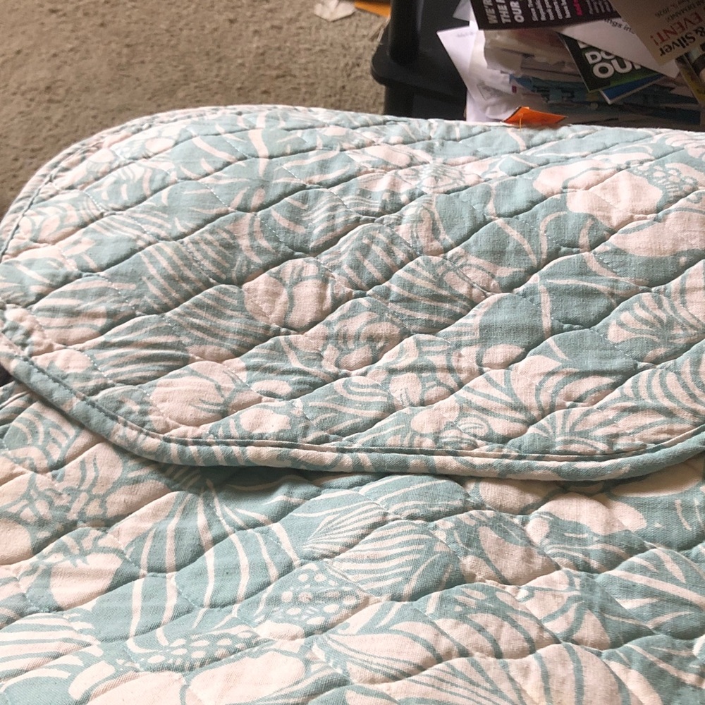 Quilted Floral Cottin Light Aqua and White place mat